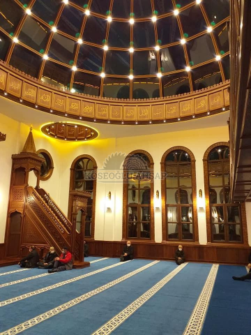 ahşap camii penceresi